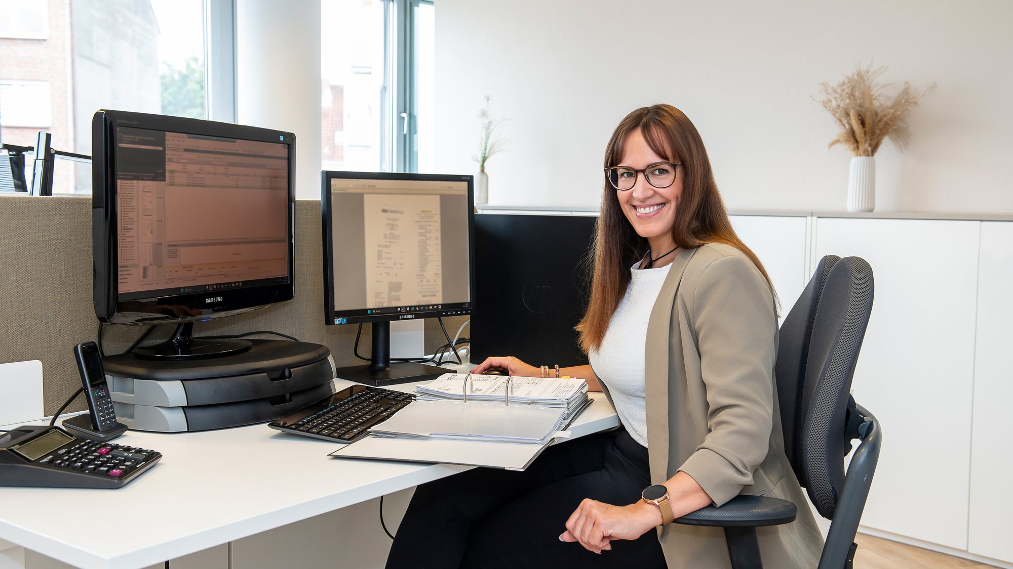 team-schreibtisch Arbeitsplatz im Team